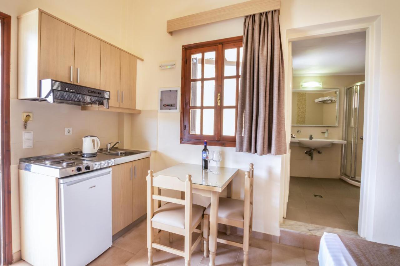 Aphrodite Luxury Studios & Apartments Kárpathos Eksteriør bilde