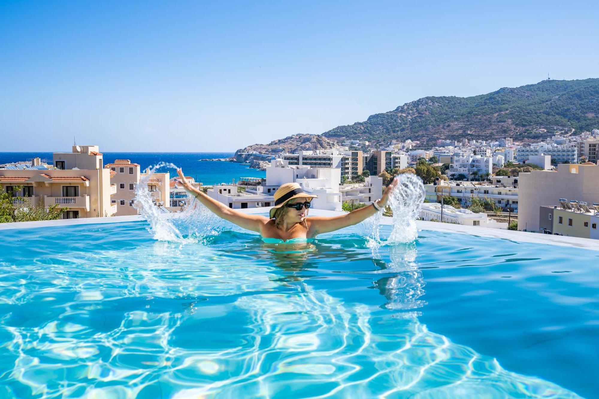 Aphrodite Luxury Studios & Apartments Kárpathos Eksteriør bilde