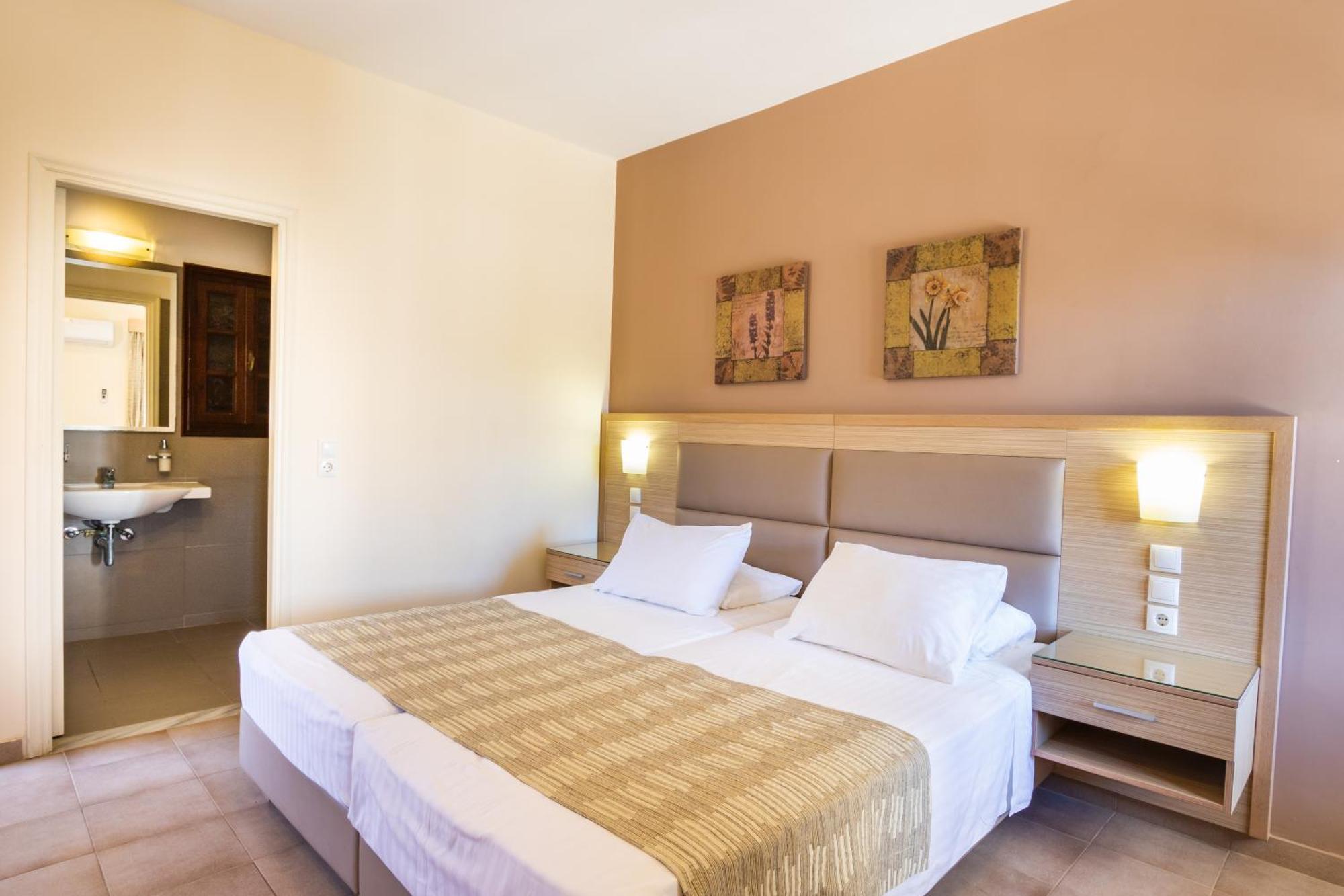 Aphrodite Luxury Studios & Apartments Kárpathos Eksteriør bilde