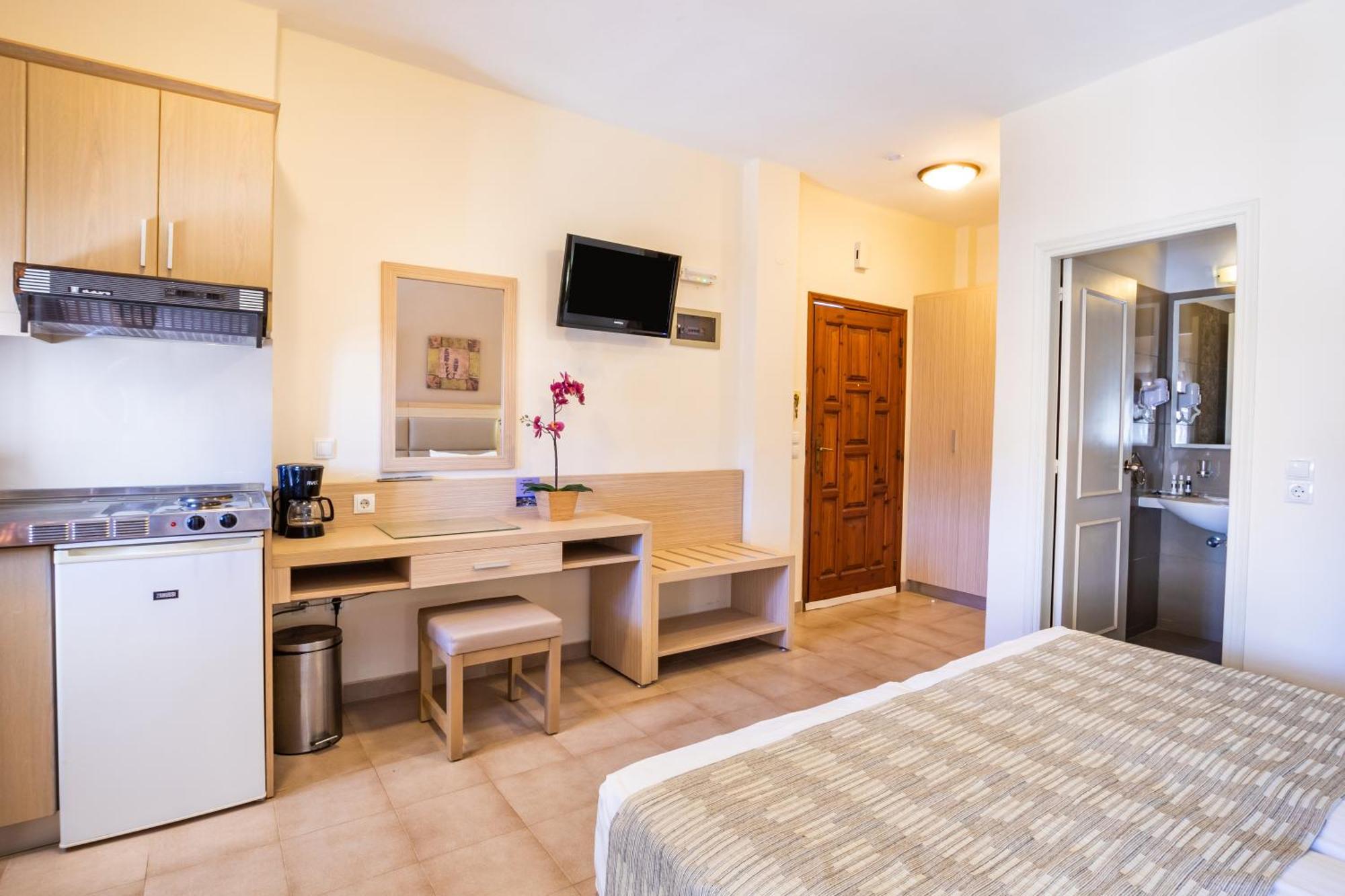 Aphrodite Luxury Studios & Apartments Kárpathos Eksteriør bilde